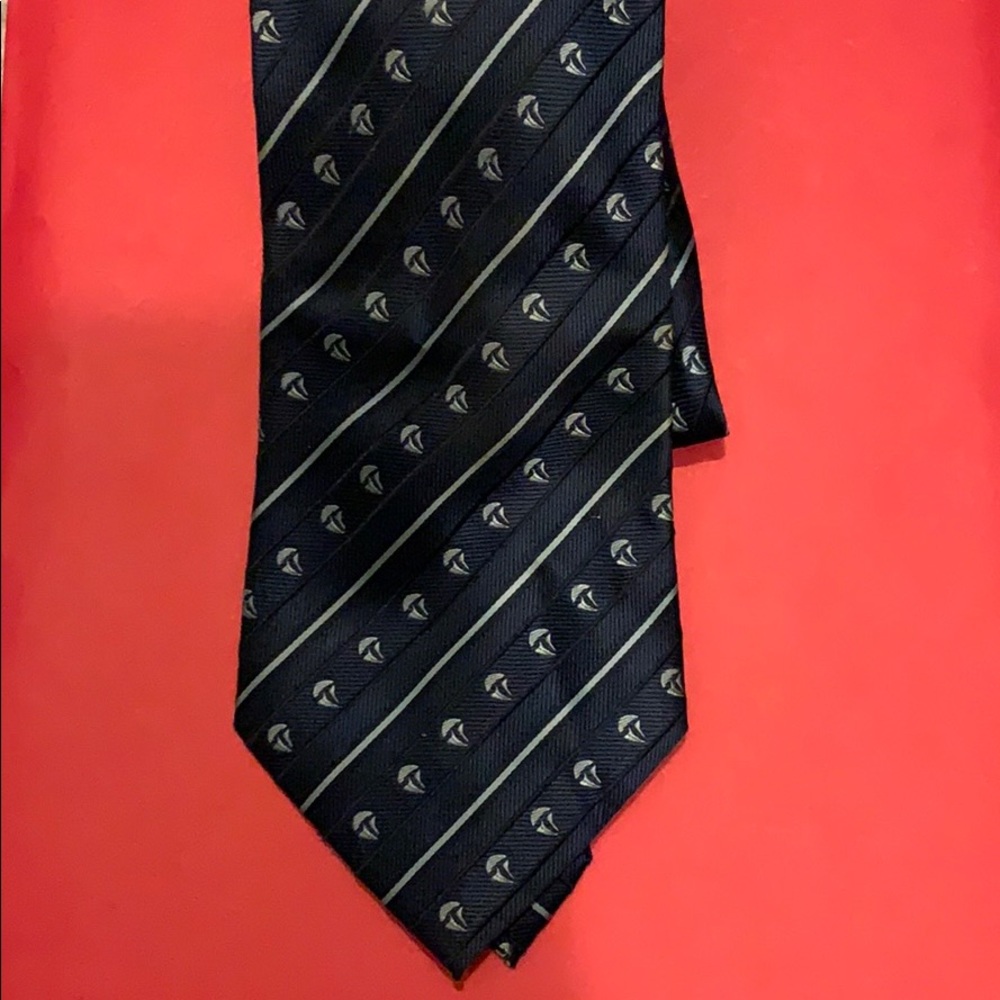 Tie